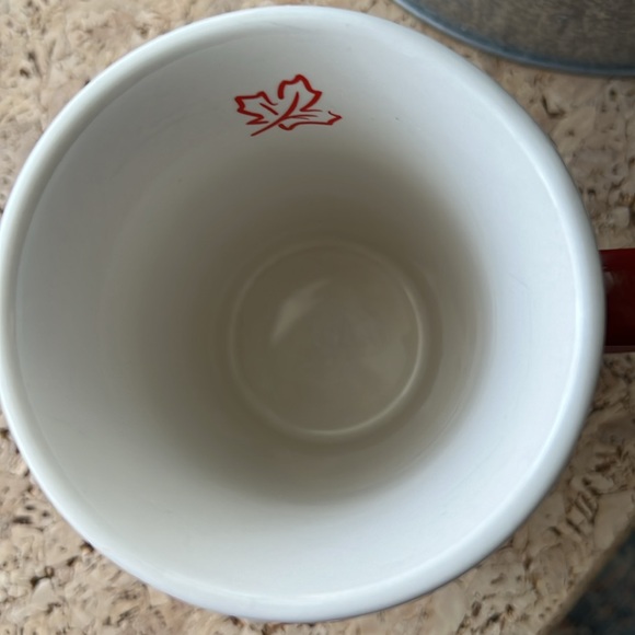 Limited Edition Tim's red 10oz mug. - Picture 3 of 5
